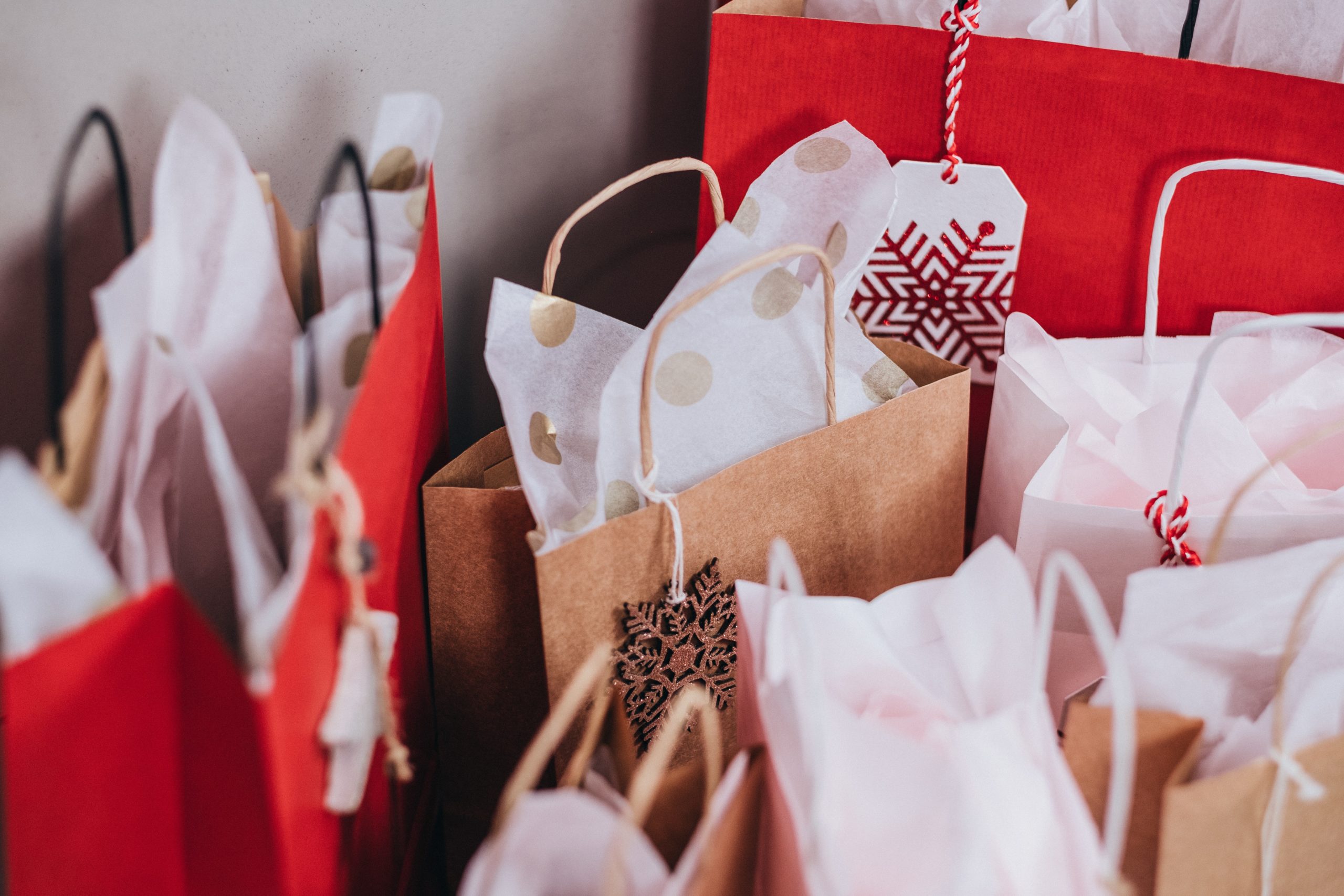The branded gifts you give during the holiday season can pay back in dividends. Here's how to choose the right items.